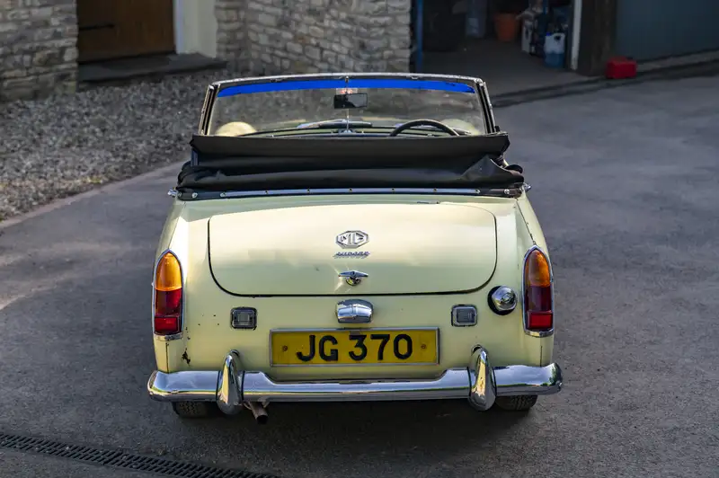 1969 MG Midget MkIII (1275)-Sold