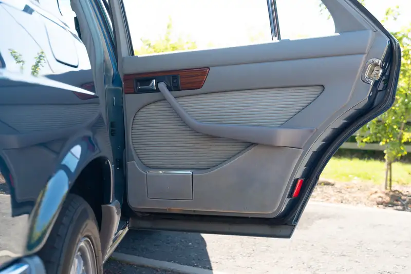 1982 Mercedes-Benz 500SEL (W126)-For Sale