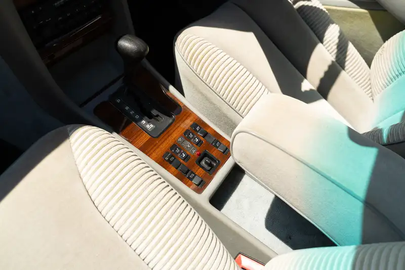 1982 Mercedes-Benz 500SEL (W126)-For Sale