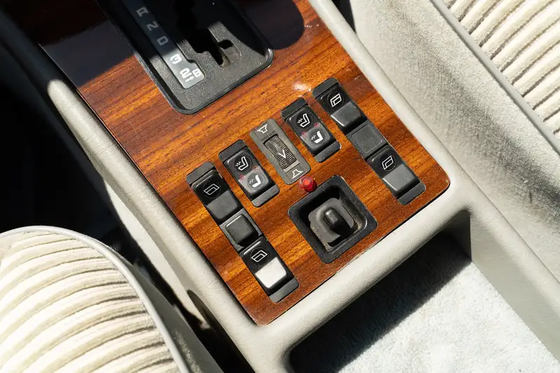 1982 Mercedes-Benz 500SEL (W126)-For Sale