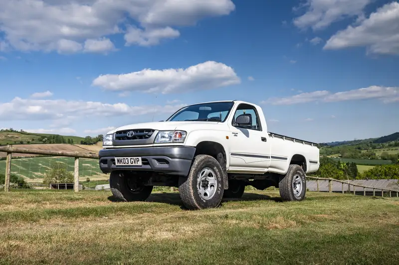 2003 Toyota Hilux EX 250-Sold