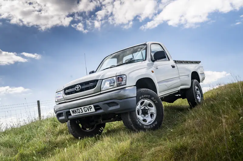 2003 Toyota Hilux EX 250-Sold