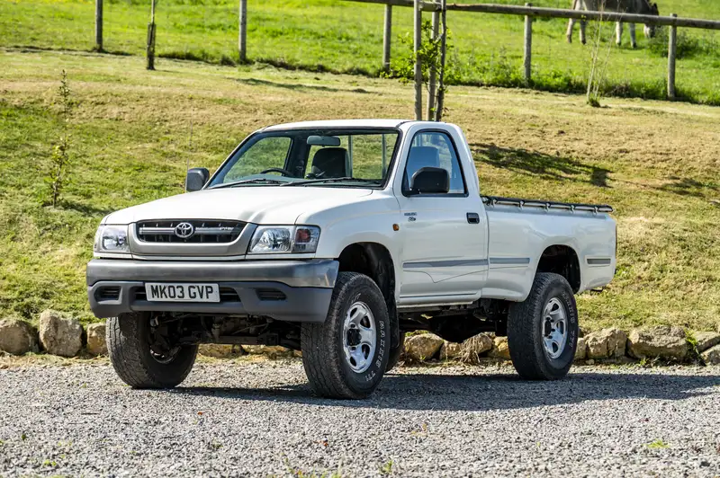 2003 Toyota Hilux EX 250-Sold