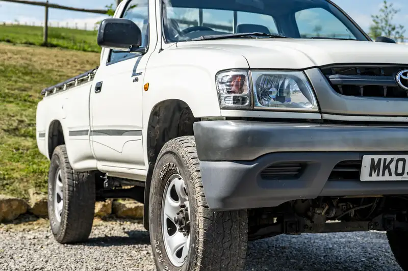 2003 Toyota Hilux EX 250-Sold
