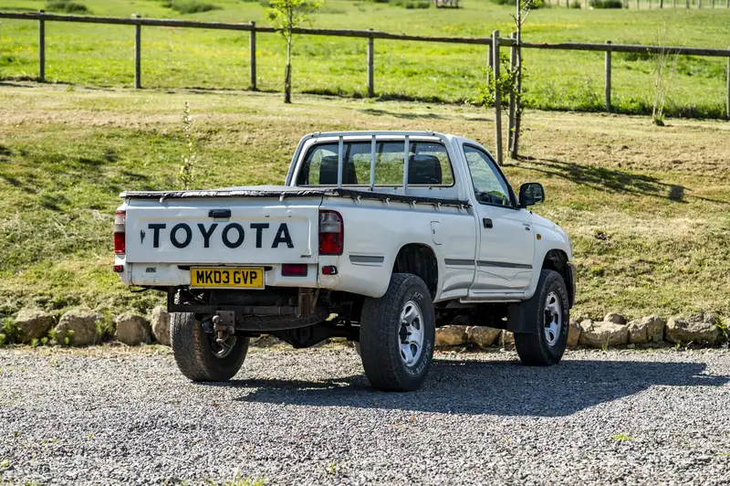 2003 Toyota Hilux EX 250-Sold