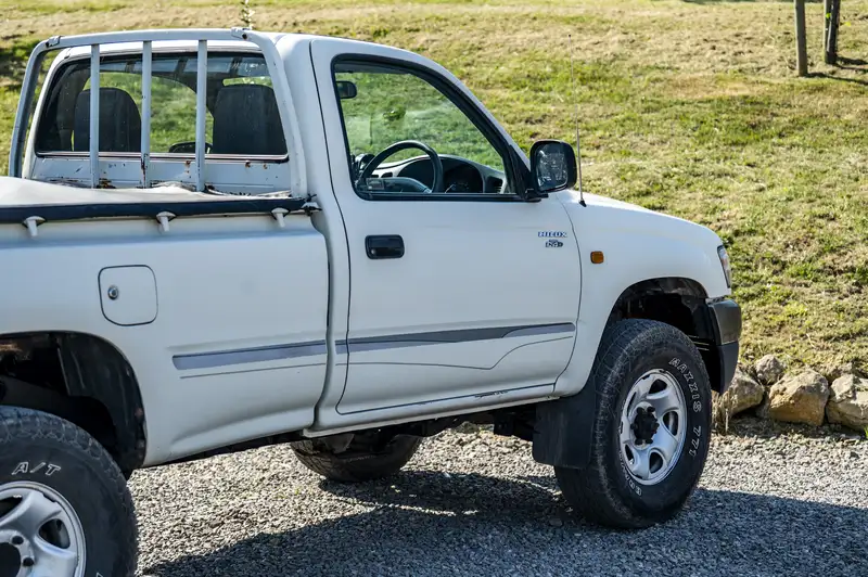 2003 Toyota Hilux EX 250-Sold