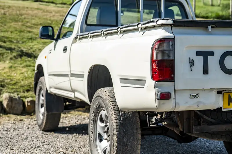 2003 Toyota Hilux EX 250-Sold