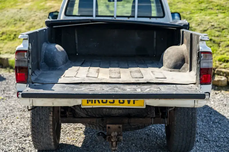2003 Toyota Hilux EX 250-Sold