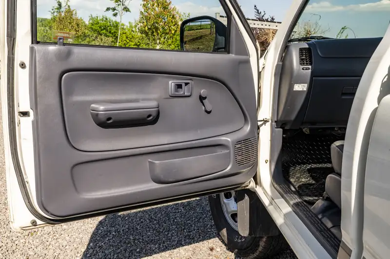 2003 Toyota Hilux EX 250-Sold