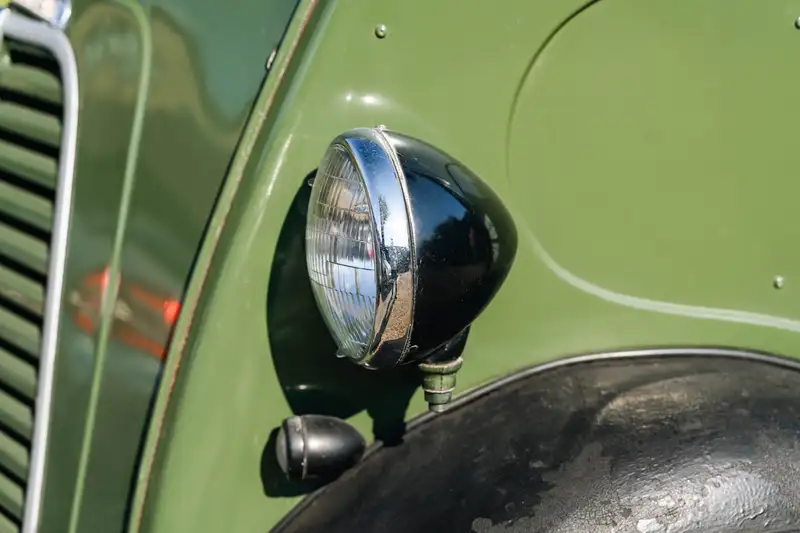 1961 Morris-Commercial J-type-Sold