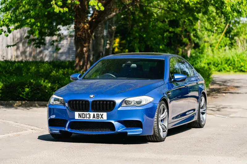 2013 BMW M5 (F10)-Sold