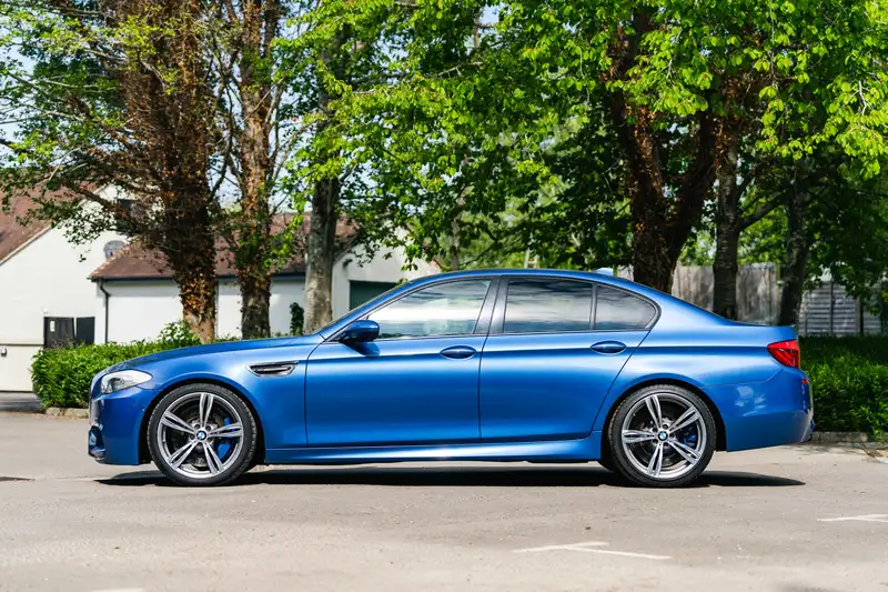 2013 BMW M5 (F10)-Sold