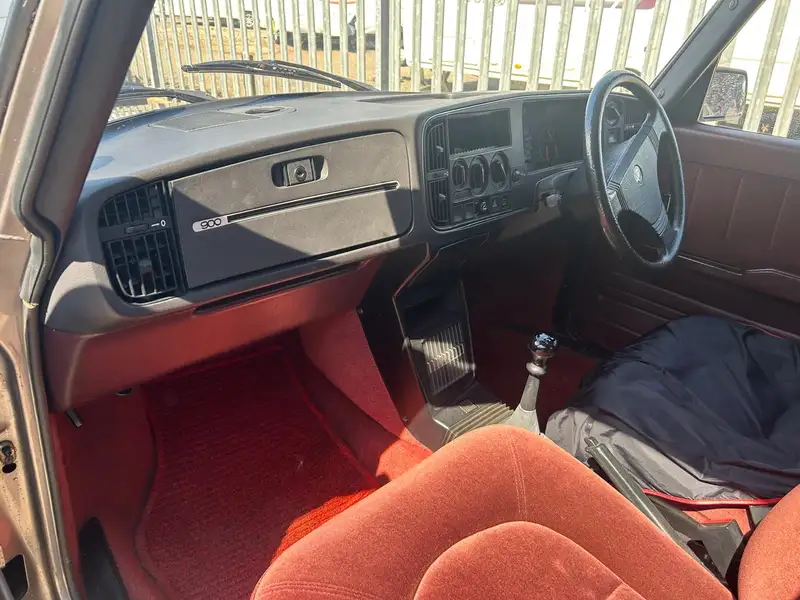 1985 SAAB 900 Turbo 4-door-Sold