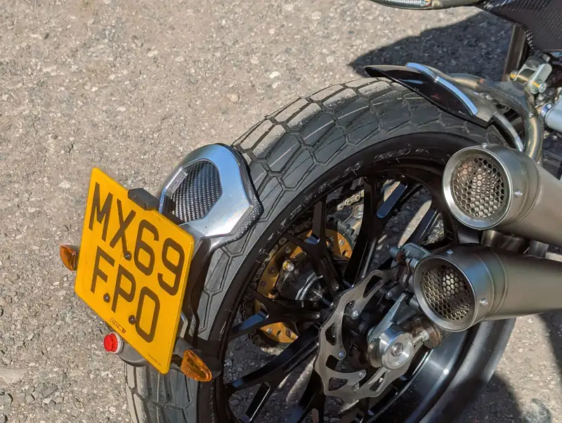 2019 CCM Spitfire Flat Tracker Limited-Edition 600cc-For Sale