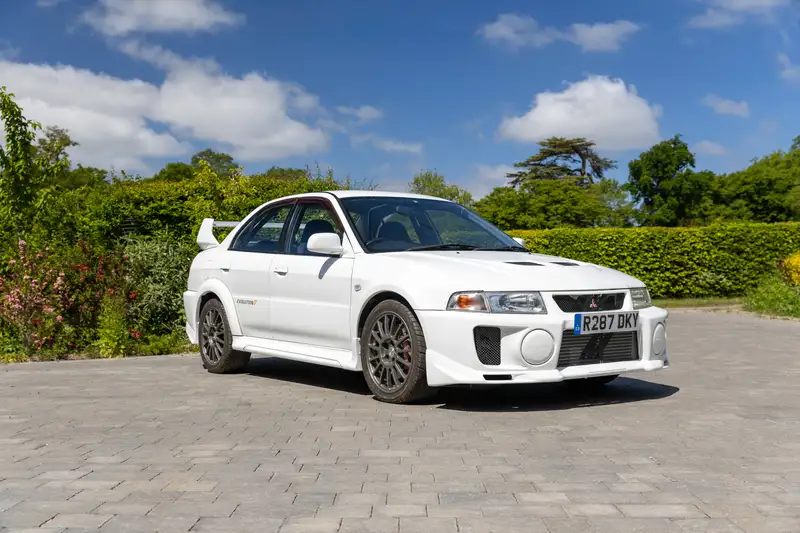 Iconic Auctioneers | 1998 Mitsubishi Lancer Evolution V - Just Iconic Auctioneers | 1998 Mitsubishi Lancer Evolution V - Just