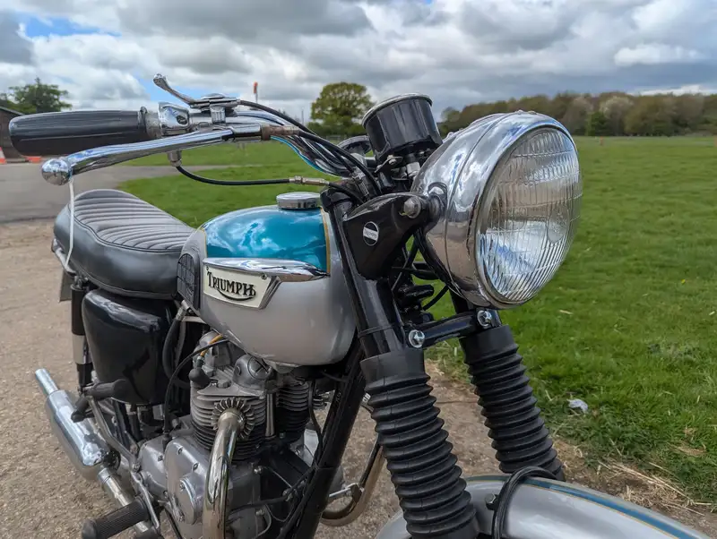 Iconic Auctioneers | 1968 Triumph T100 Tiger 500cc-Sold