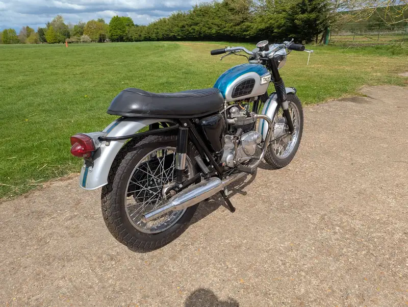 Iconic Auctioneers | 1968 Triumph T100 Tiger 500cc-Sold