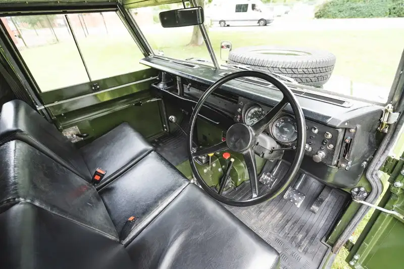 1974 Land Rover Series III 88