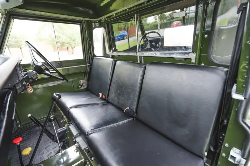 1974 Land Rover Series III 88