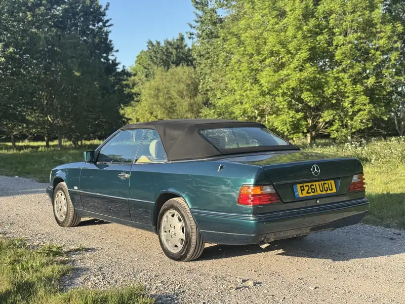 1997 Mercedes-Benz E220 Cabriolet (W124)-Sold