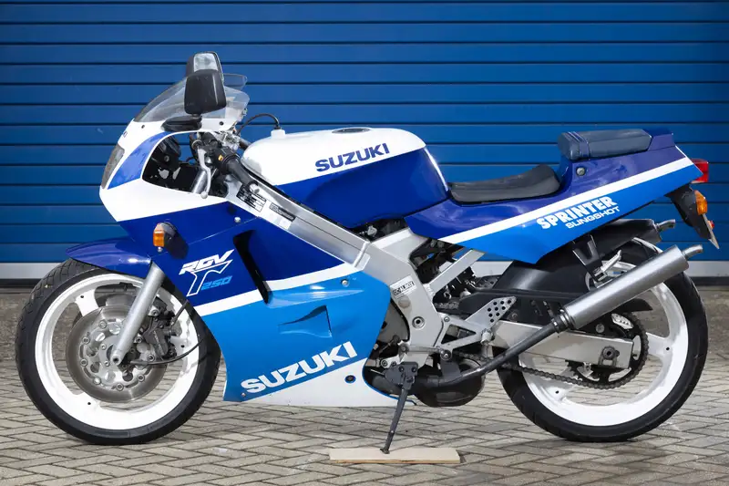1990 Suzuki RGV250K 249cc-Sold