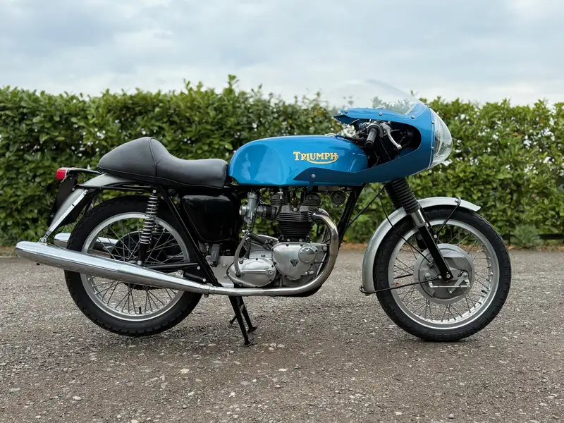 1966 Triumph Bonneville Thruxton Replica 649cc-For Sale