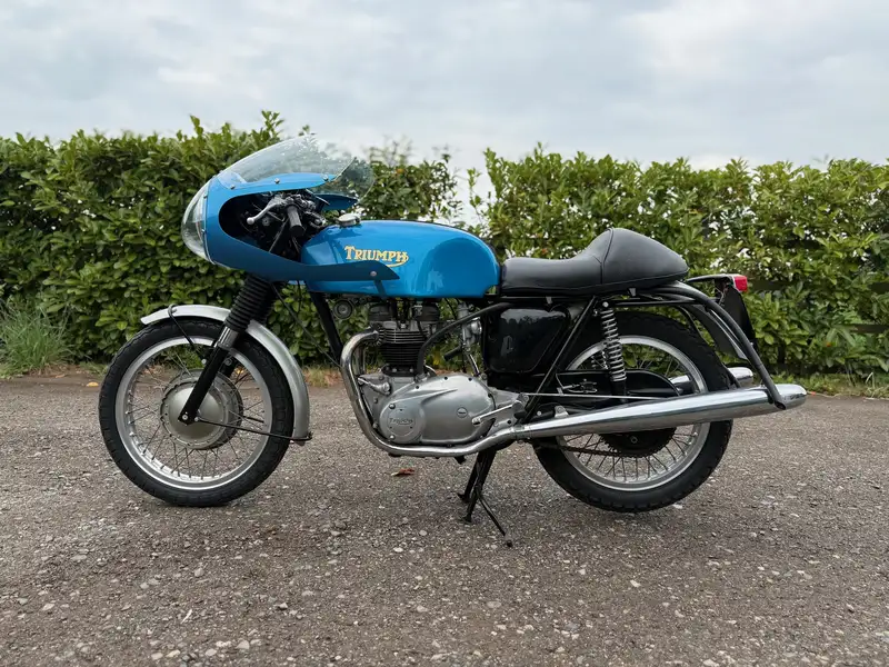 1966 Triumph Bonneville Thruxton Replica 649cc-For Sale