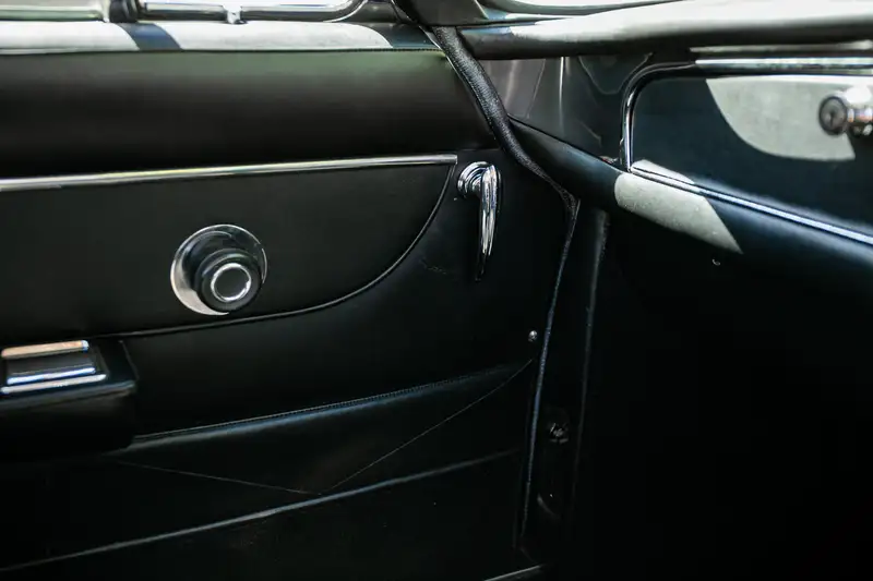 1966 Aston Martin DB6 Vantage-For Sale