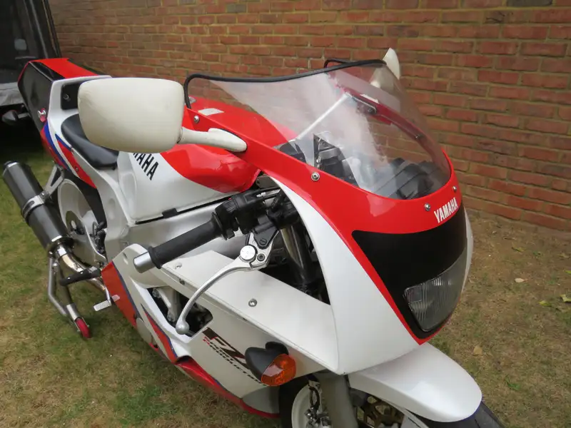 1993 Yamaha FZR400RR SP 399cc-Sold