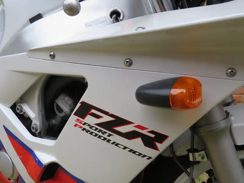 1993 Yamaha FZR400RR SP 399cc-Sold
