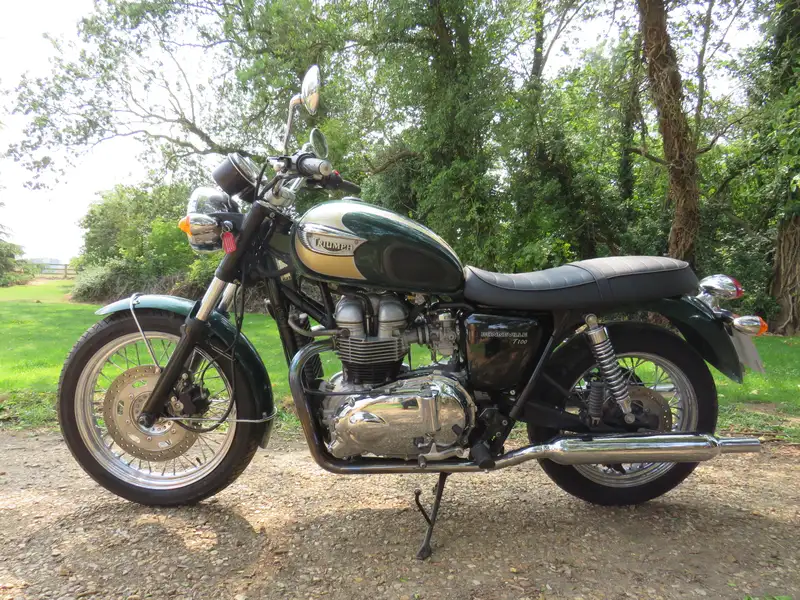 2005 Triumph T100 Bonneville 790cc-Sold