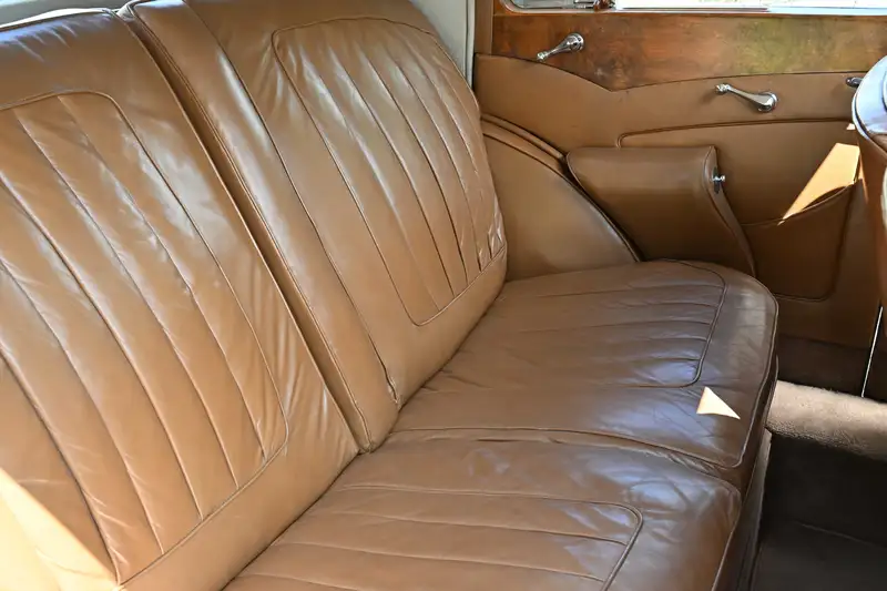 1938 Bentley 4 1/4 Litre Park Ward Pillarless Saloon-For Sale