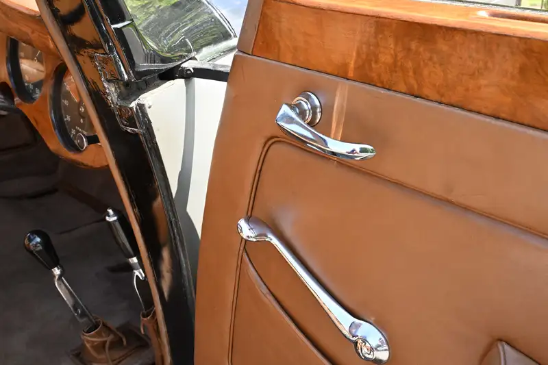 1938 Bentley 4 1/4 Litre Park Ward Pillarless Saloon-For Sale