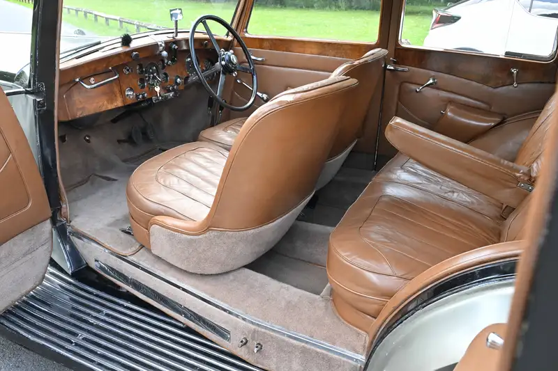 1938 Bentley 4 1/4 Litre Park Ward Pillarless Saloon-For Sale