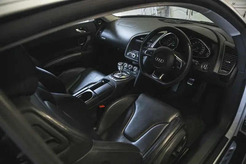 2010 Audi R8 Coupé V10 Manual-For Sale