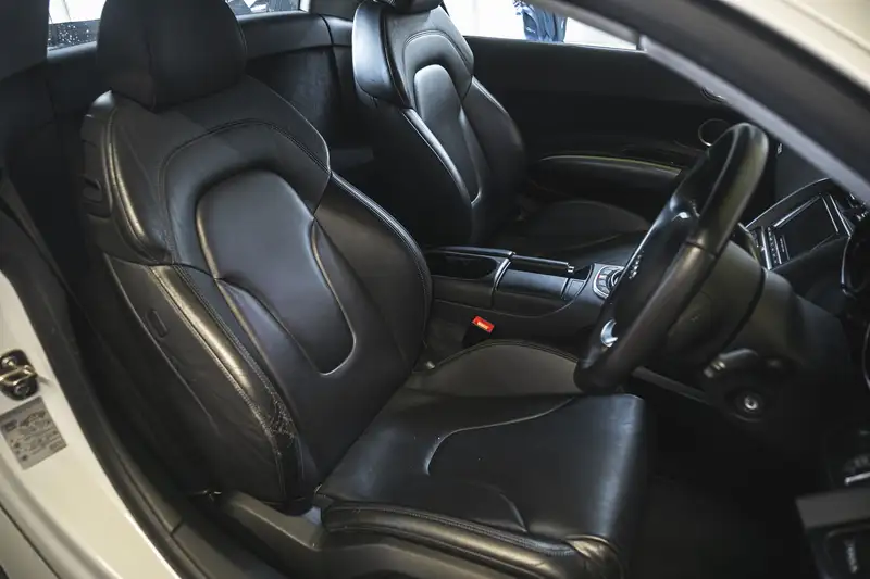 2010 Audi R8 Coupé V10 Manual-For Sale