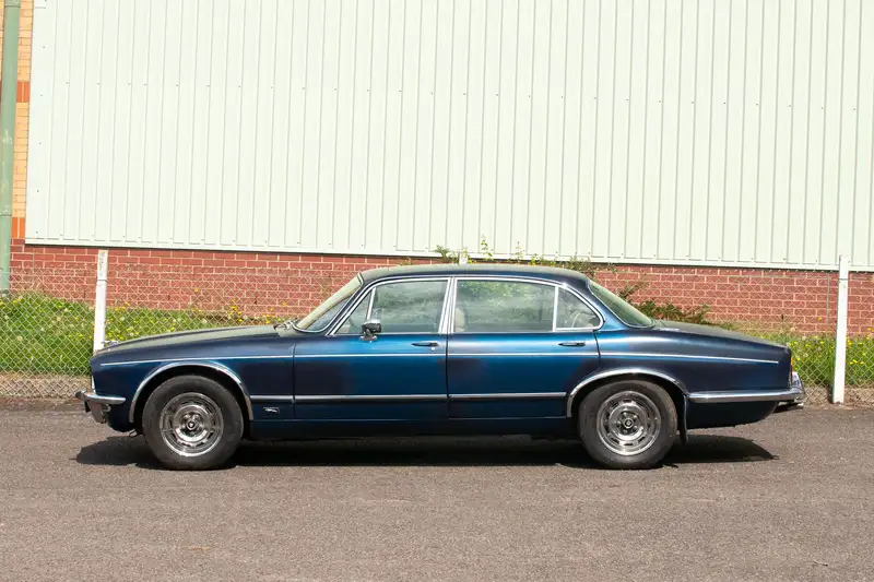1977 Jaguar XJ6 LWB 4.2-Sold