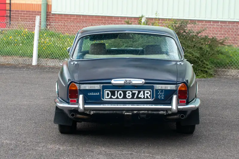 1977 Jaguar XJ6 LWB 4.2-Sold