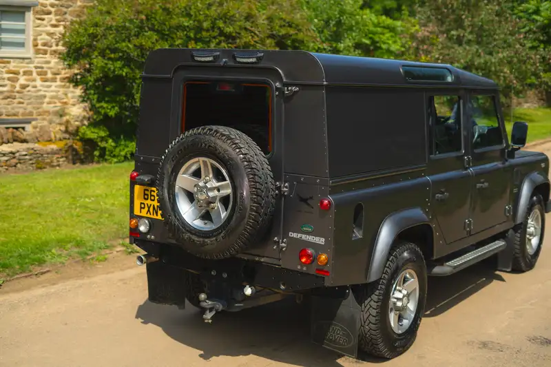 2013 Land Rover Defender 110 XS Utility-For Sale
