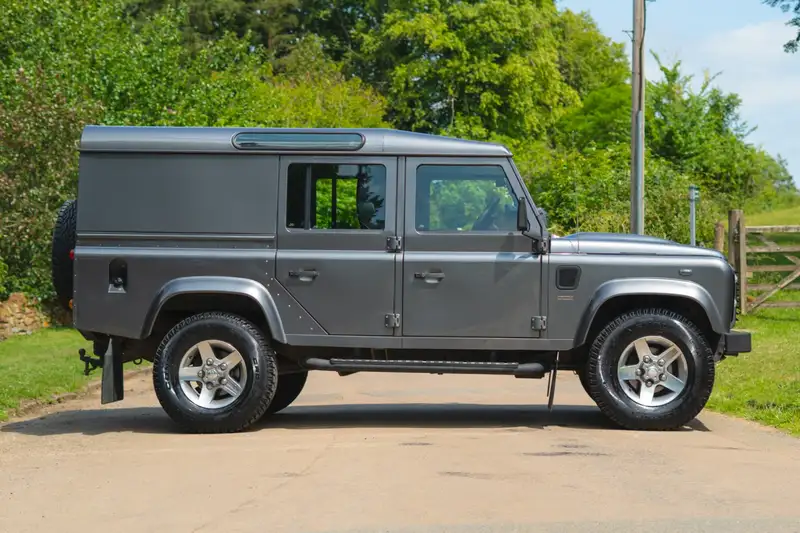 2013 Land Rover Defender 110 XS Utility-For Sale