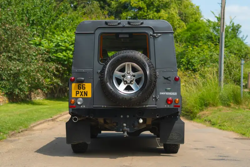 2013 Land Rover Defender 110 XS Utility-For Sale