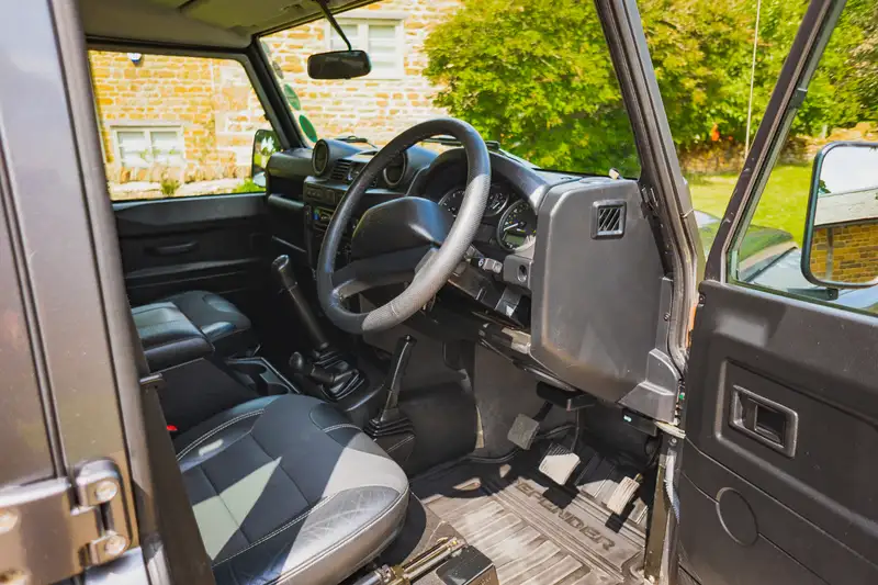2013 Land Rover Defender 110 XS Utility-For Sale