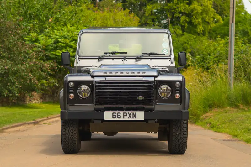 2013 Land Rover Defender 110 XS Utility-For Sale