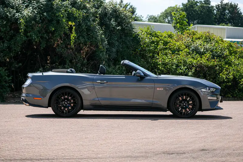 2022 Ford Mustang 5.0 GT Convertible Manual - 30 Miles-For Sale