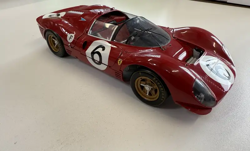 Iconic Auctioneers | Ferrari 330 P4 Spyder 1:18 Scale Model by GMP