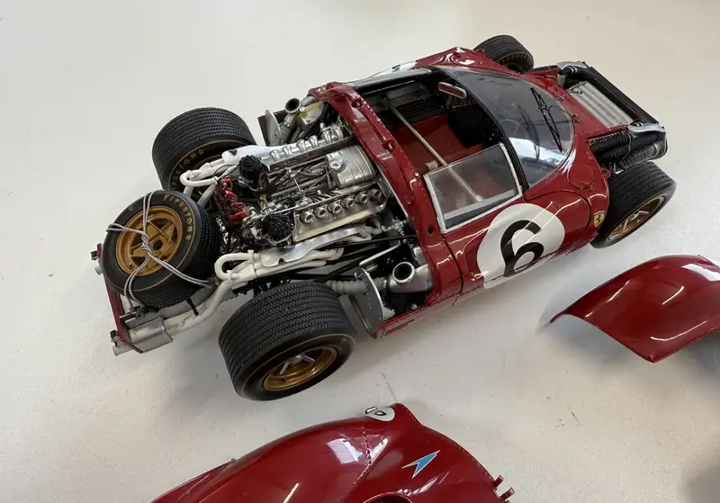 Iconic Auctioneers | Ferrari 330 P4 Spyder 1:18 Scale Model by GMP Iconic Auctioneers | Ferrari 330 P4 Spyder 1:18 Scale Model by GMP