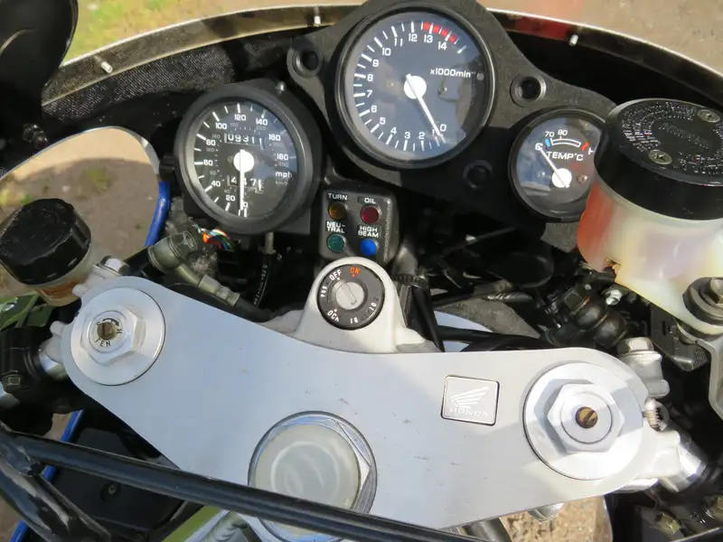 1991 Honda VFR750R Type RC30 748cc-Sold