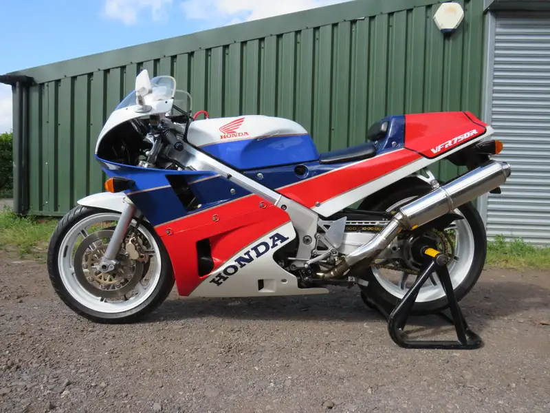 1991 Honda VFR750R Type RC30 748cc-Sold