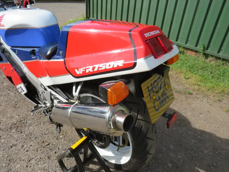 1991 Honda VFR750R Type RC30 748cc-Sold