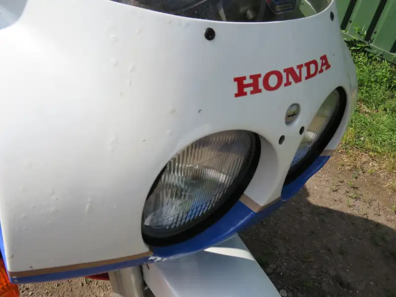 1991 Honda VFR750R Type RC30 748cc-Sold